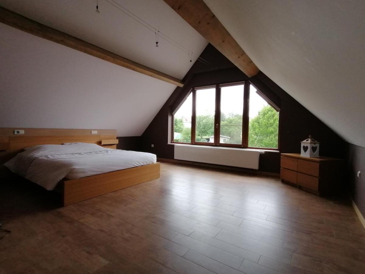 L'Atelier D'Arthur - Gite Chaleureux Avec Jacuzzi. 特纳维耶 外观 照片